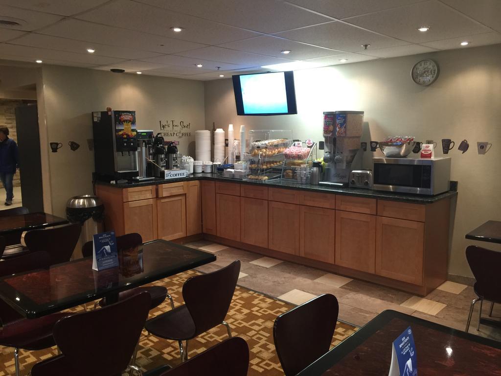 Super 8 By Wyndham Schenectady - Albany Area Otel Dış mekan fotoğraf